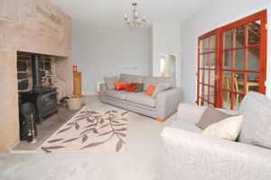 Lounge- click for photo gallery